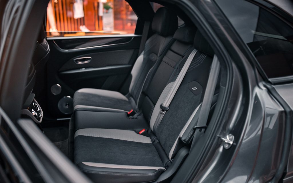 BENTLEY BENTAYGA S V8 MAGNETIC - изображение Рисунок7-3-1024x640 на luxuryselection.ru!